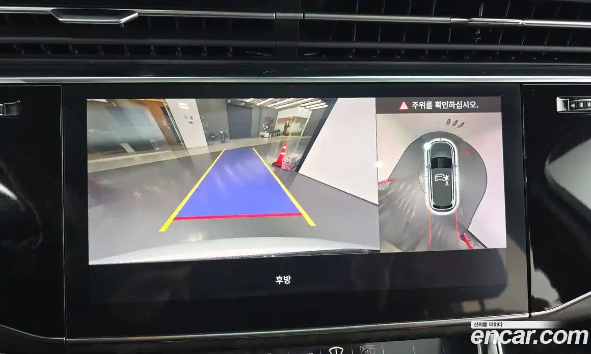 Audi Q7 2021 3.0 Автомат в Москве № 196559, фото 12