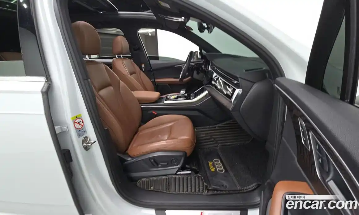 Audi Q7 2021 3.0 Автомат в Москве № 196559, фото 7