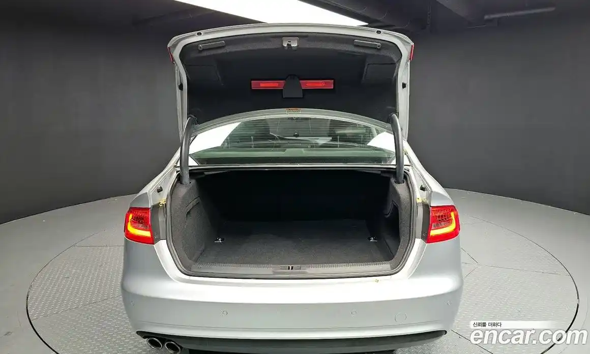 Audi A4 2013 2.0 Автомат в Москве № 196654, фото 4