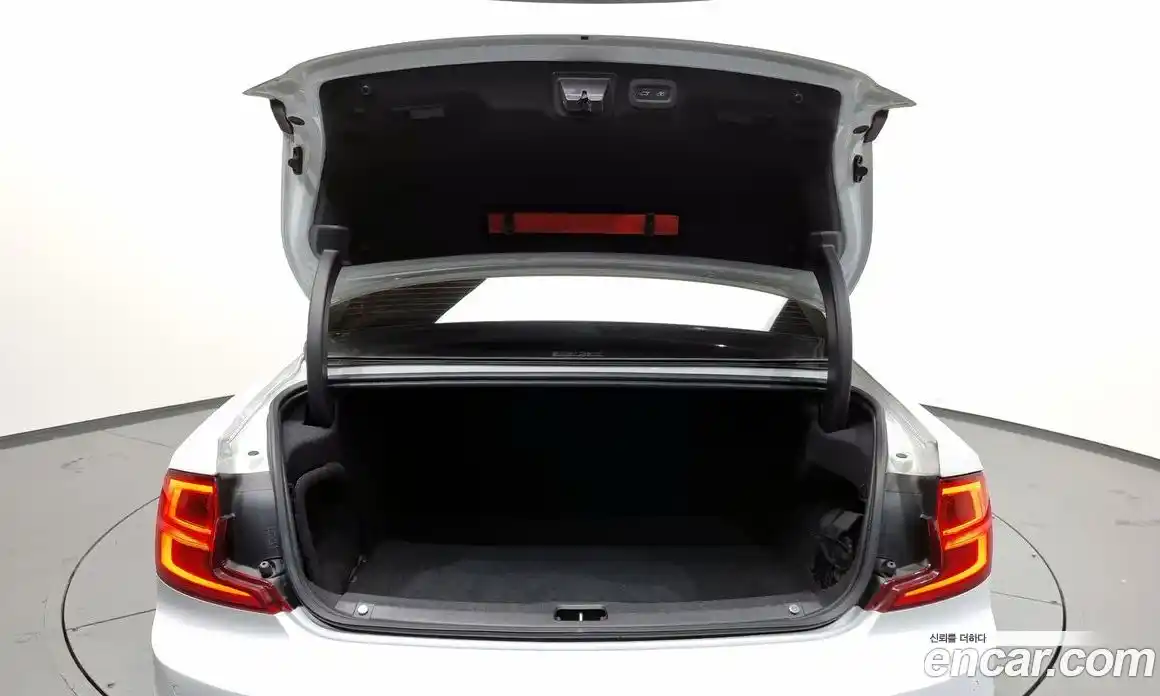 Volvo S90 2020 2.0 Автомат в Москве № 197104, фото 6