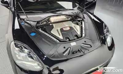 Porsche Panamera, 2020