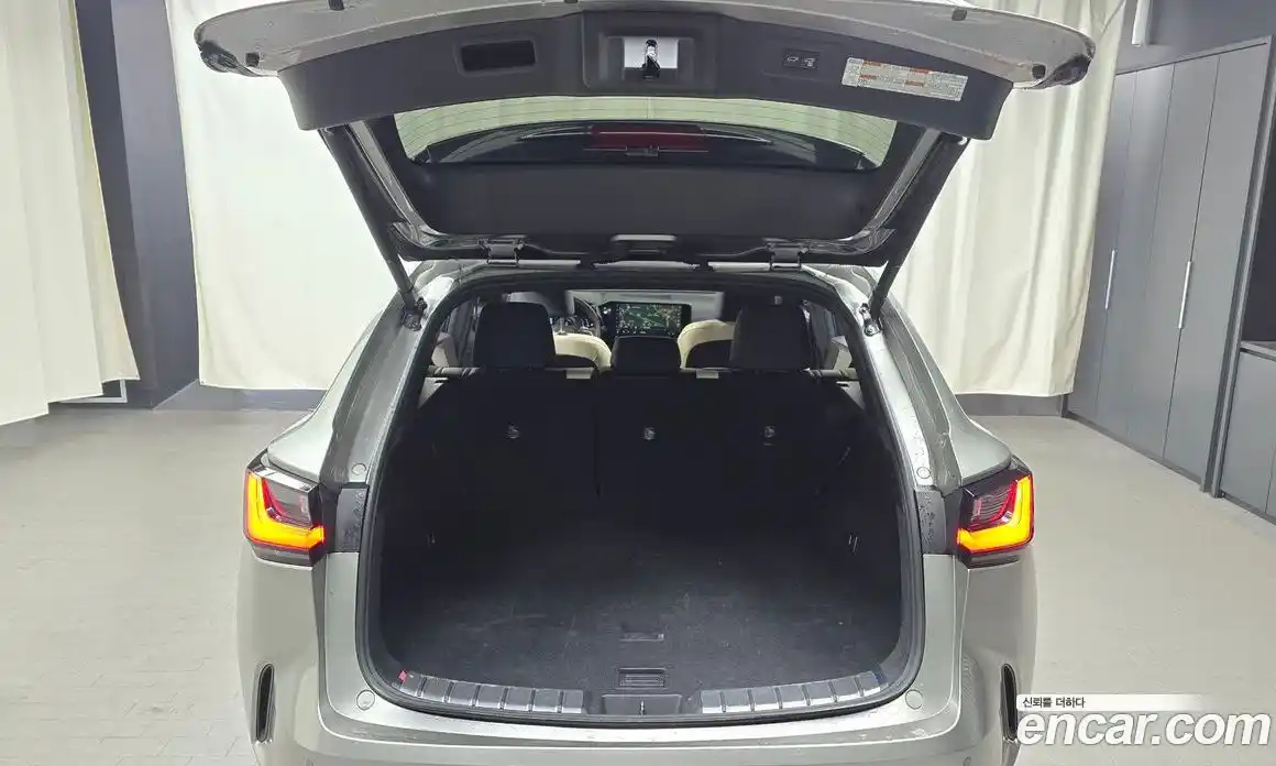 Lexus NX 2023 2.5 Автомат в Москве № 198718, фото 20