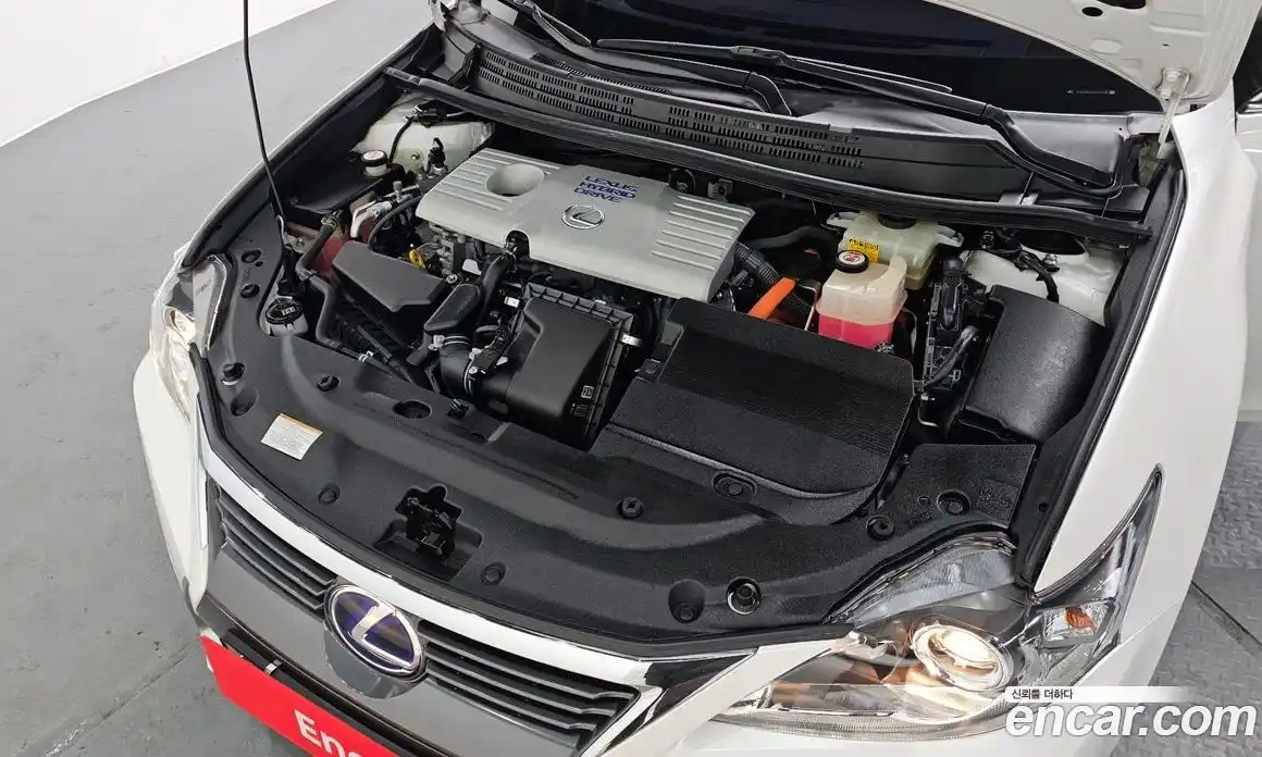 Lexus CT200h 2017 1.8 Автомат в Москве № 198784, фото 16