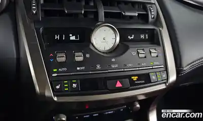 Lexus NX 2021 2.5 Автомат в Москве № 198855, миниатюра 11