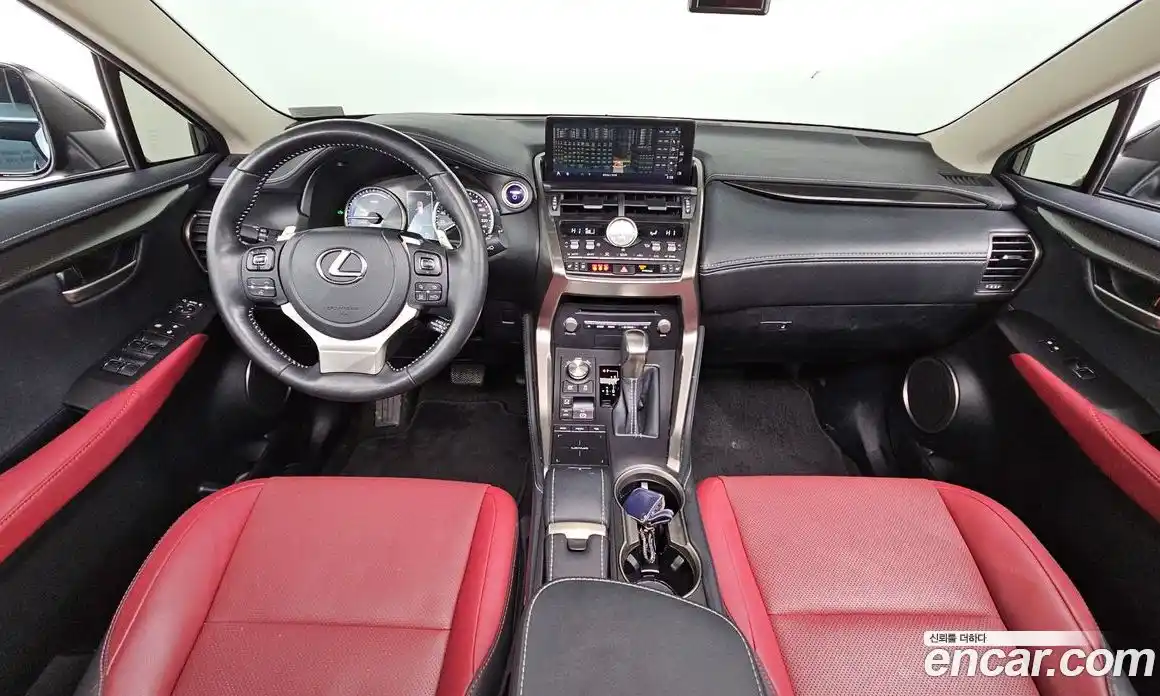 Lexus NX 2021 2.5 Автомат в Москве № 198855, фото 3