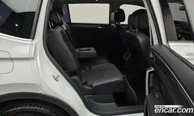 Volkswagen Tiguan 2024 2.0 Автомат в Москве № 198999, миниатюра 9