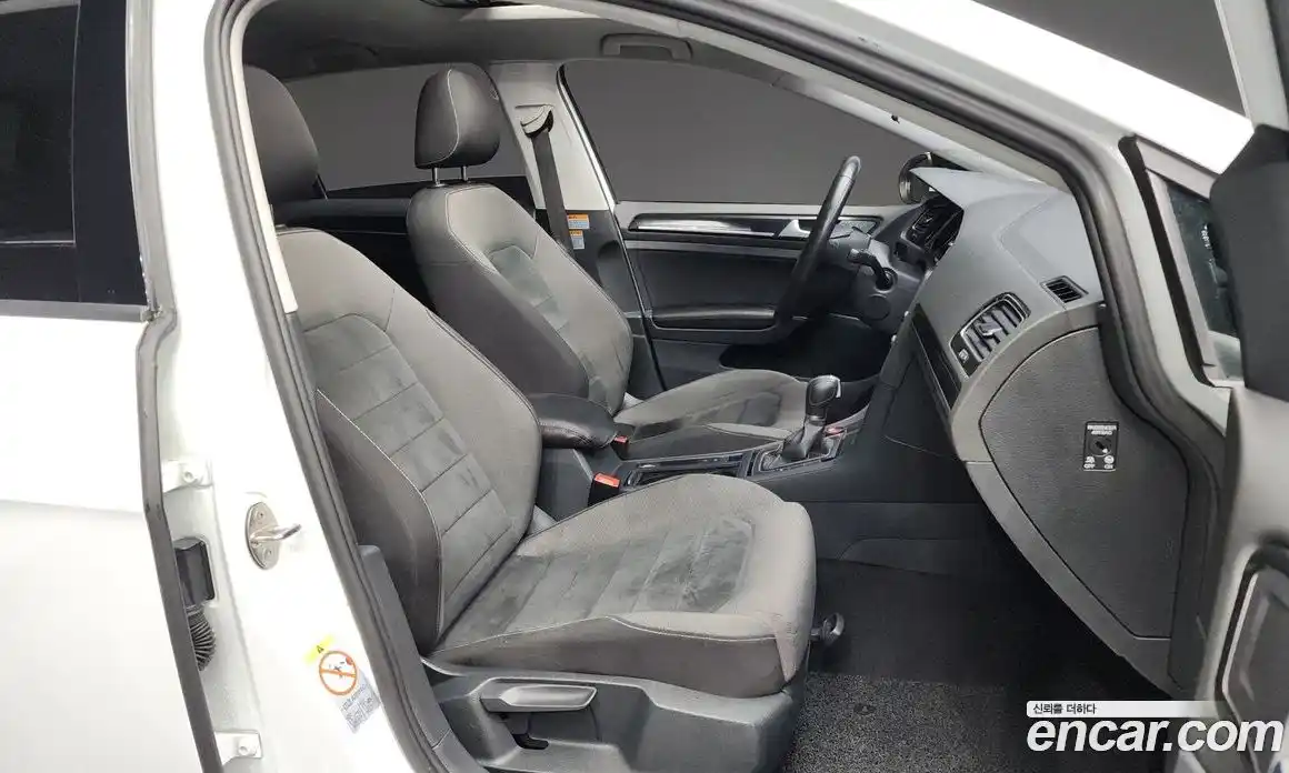 Volkswagen Golf 2016 2.0 Автомат в Москве № 199169, фото 16