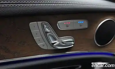 Mercedes-Benz E-Class 2021 2.0 Автомат в Москве № 205495, миниатюра 4