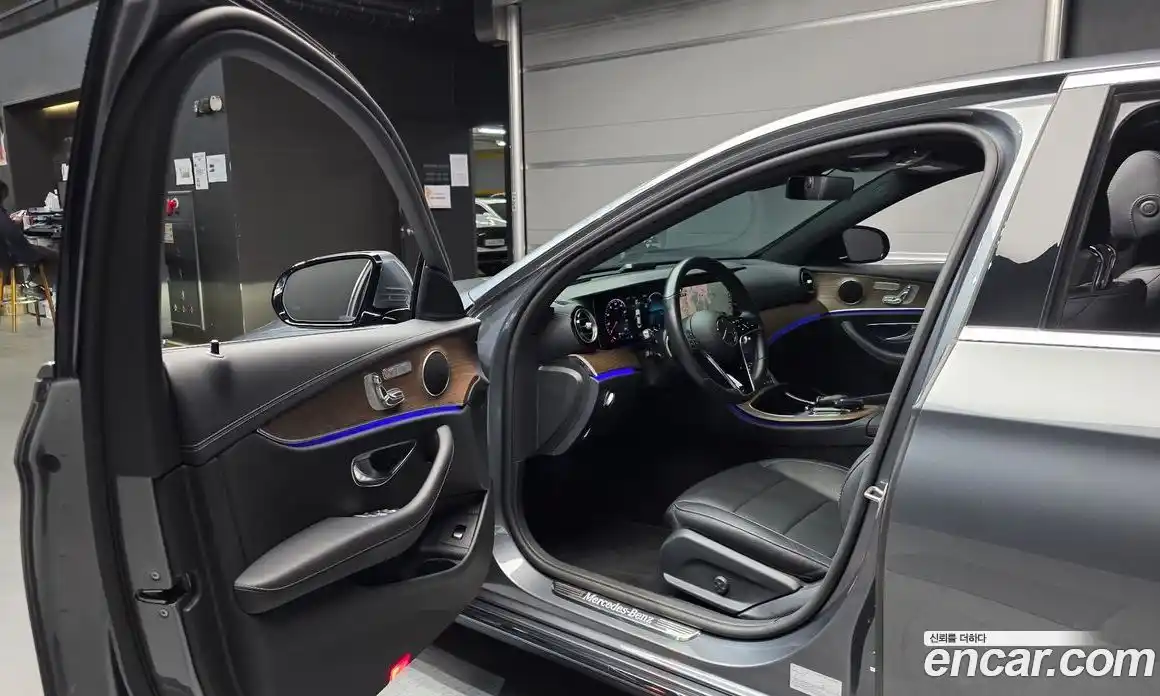 Mercedes-Benz E-Class 2021 2.0 Автомат в Москве № 205495, фото 8