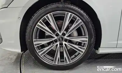 Audi A6 2023 2.0 Автомат в Москве № 207171, миниатюра 8