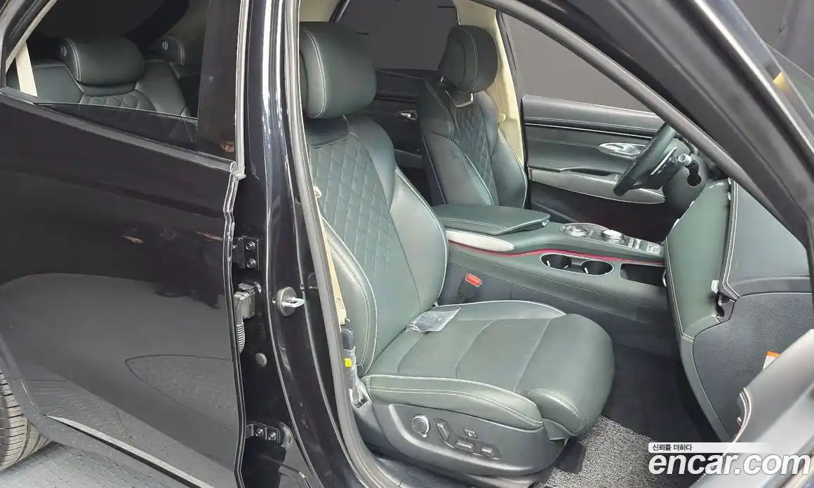 Genesis GV70 2022 0.1 Автомат в Москве № 207206, фото 12