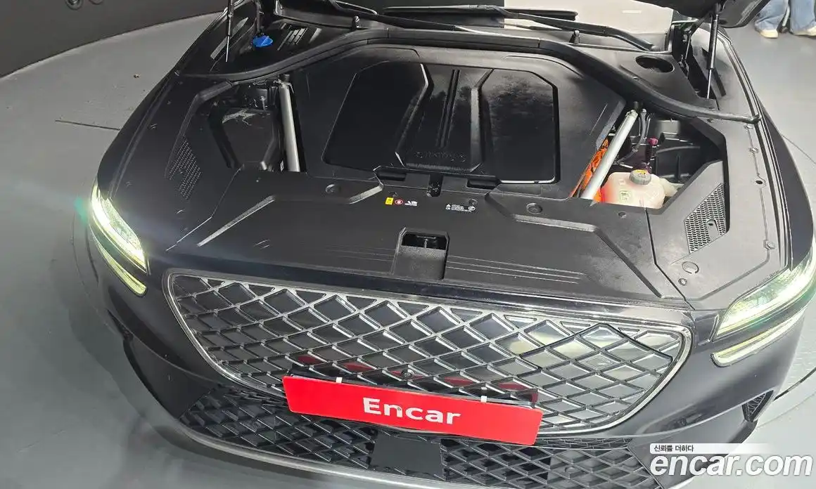 Genesis GV70 2022 0.1 Автомат в Москве № 207206, фото 14