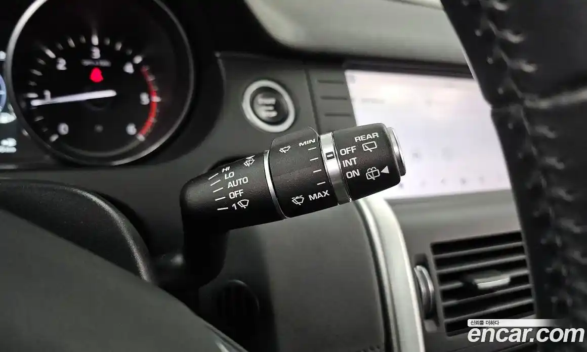 Land Rover Discovery Sport 2018 2.0 Автомат в Москве № 210491, фото 16