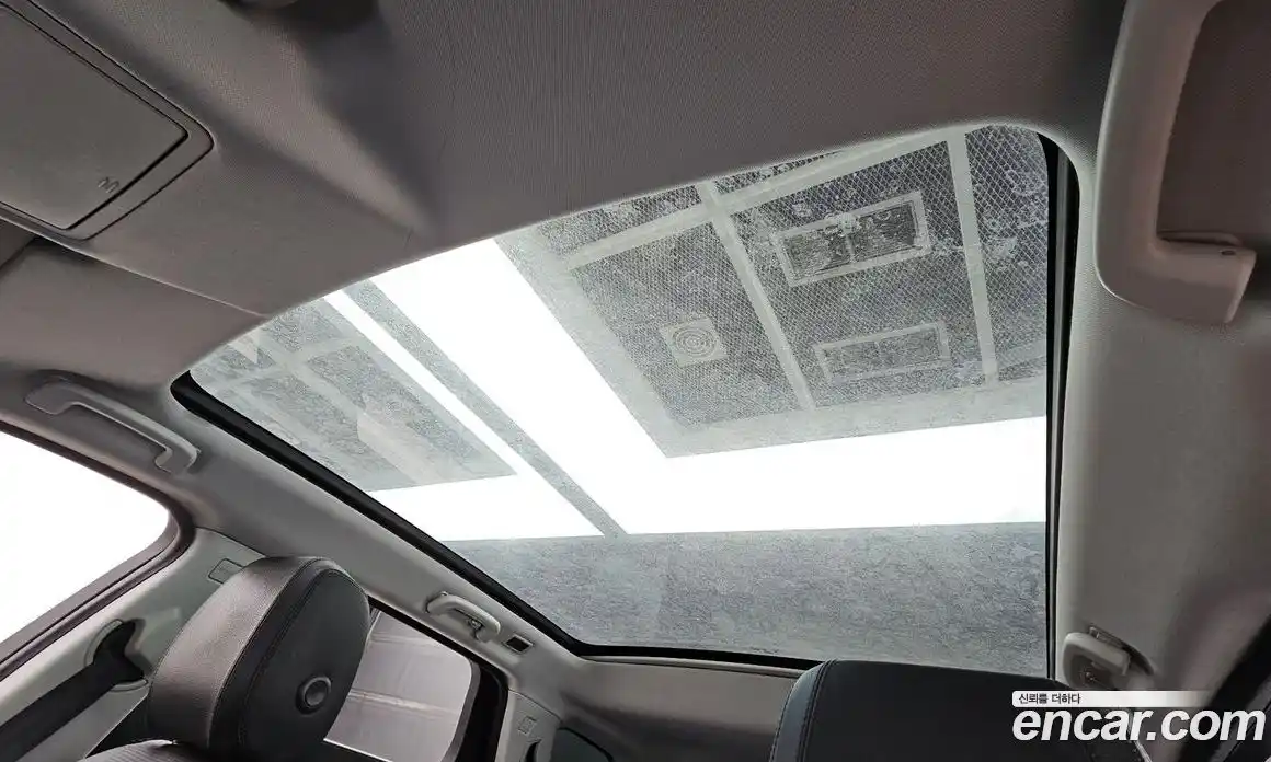 Land Rover Discovery Sport 2018 2.0 Автомат в Москве № 210491, фото 3