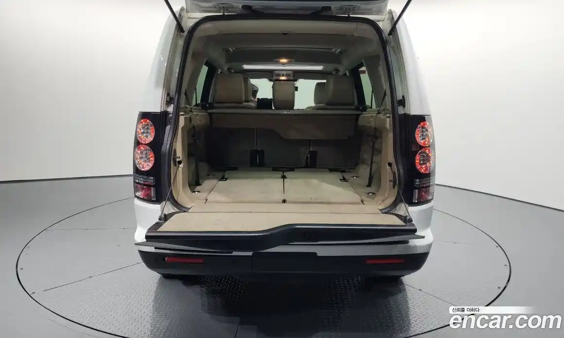 Land Rover Discovery 2015 3.0 Автомат в Москве № 211107, фото 11