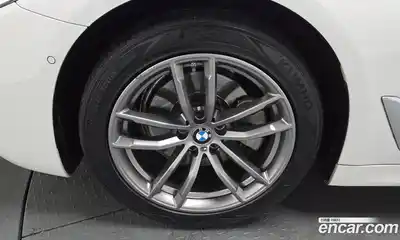 BMW 5-Series 2018 2.0 Автомат в Москве № 211580, миниатюра 5