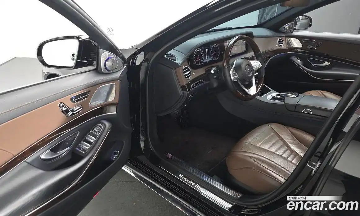 Mercedes-Benz S-Class 2019 4.0 Автомат в Москве № 212033, фото 18