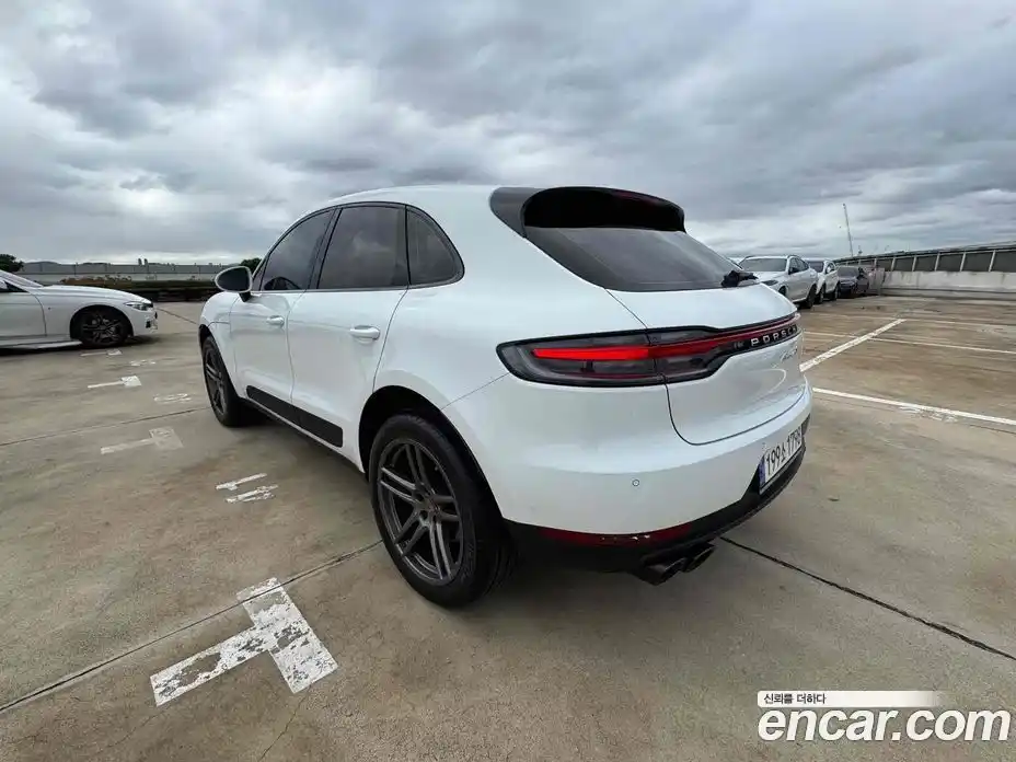 Porsche Macan 2021 2.0 Автомат в Москве № 213260, фото 14