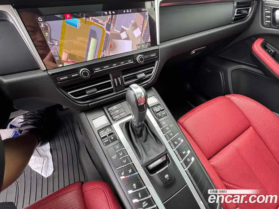 Porsche Macan 2021 2.0 Автомат в Москве № 213260, фото 15