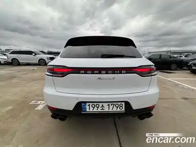 Porsche Macan 2021 2.0 Автомат в Москве № 213260, миниатюра 9
