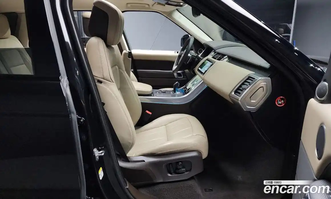 Land Rover Range-Rover Sport 2022 3.0 Автомат в Москве № 213569, фото 20