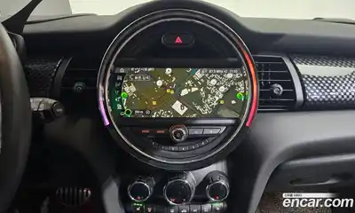 Mini Cooper 2019 2.0 Автомат в Москве № 214291, миниатюра 11