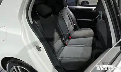 Volkswagen Golf 2012 1.6 Автомат в Москве № 215296, миниатюра 12