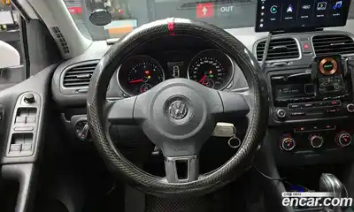 Volkswagen Golf 2012 1.6 Автомат в Москве № 215296, миниатюра 7