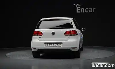 Volkswagen Golf 2012 1.6 Автомат в Москве № 215296, миниатюра 8