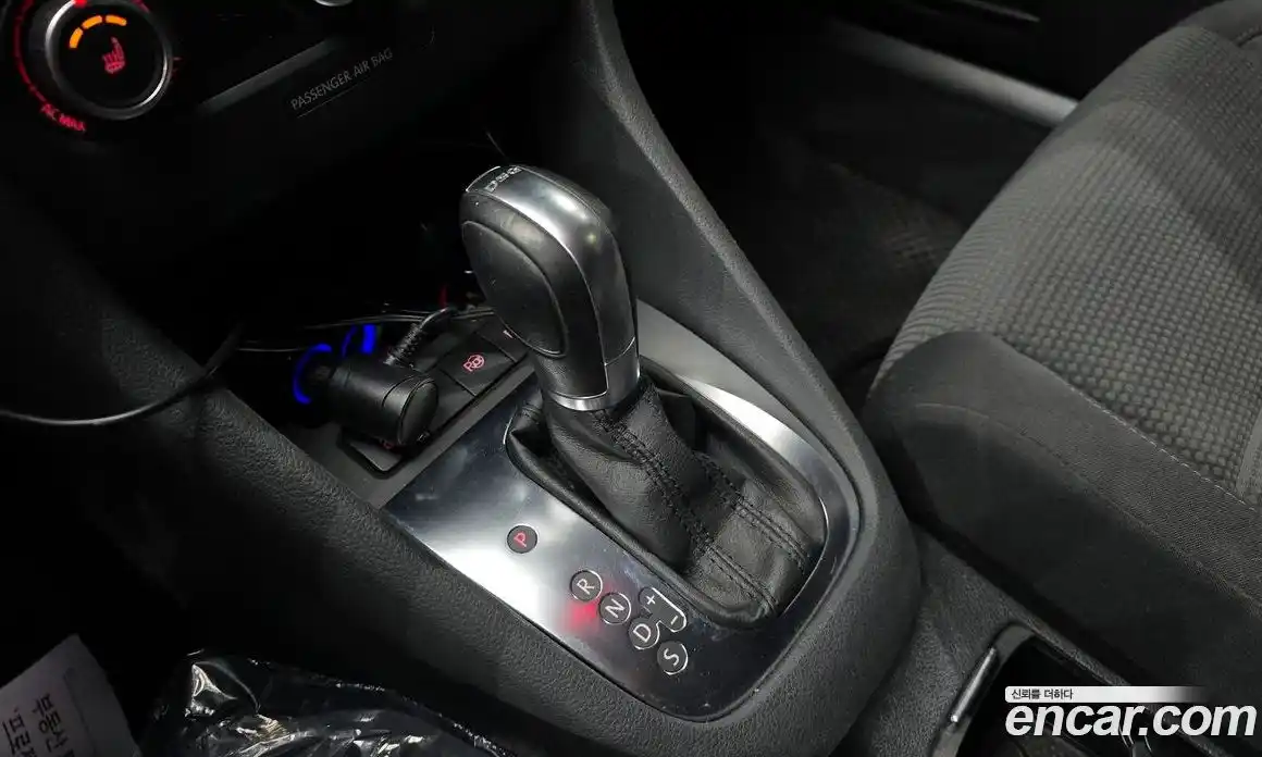 Volkswagen Golf 2012 1.6 Автомат в Москве № 215296, фото 10