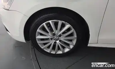 Volkswagen Jetta 2012 1.6 Автомат в Москве № 215307, миниатюра 2