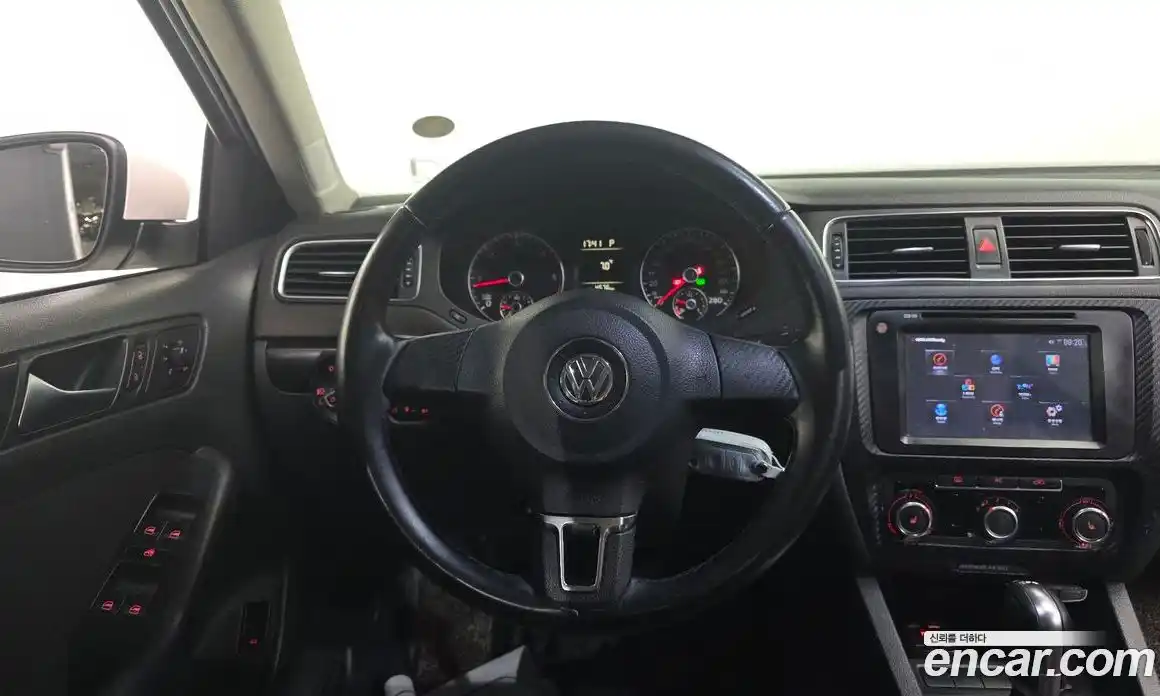 Volkswagen Jetta 2012 1.6 Автомат в Москве № 215307, фото 3