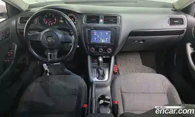 Volkswagen Jetta 2012 1.6 Автомат в Москве № 215307, миниатюра 10