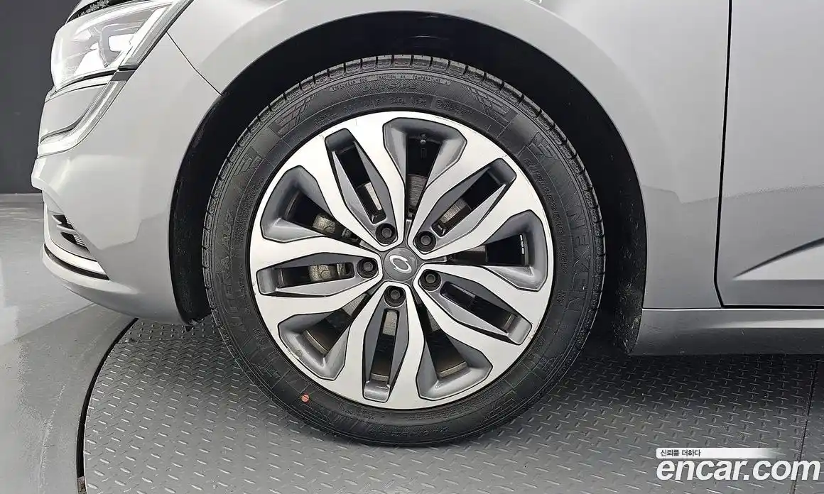 Renault SM6 2017 2.0 Автомат в Москве № 223584, фото 11