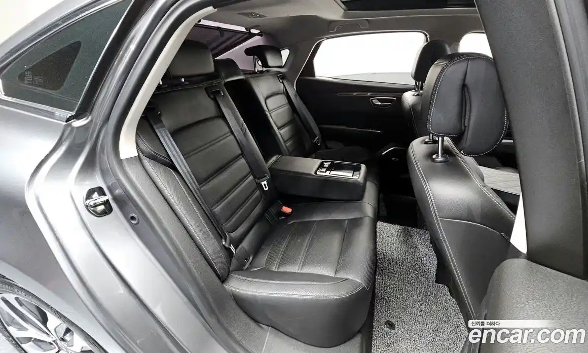 Renault SM6 2017 2.0 Автомат в Москве № 223584, фото 6