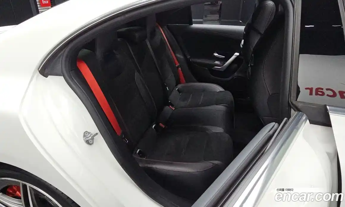 Mercedes-Benz CLA-Class 2020 2.0 Автомат в Москве № 224759, фото 16