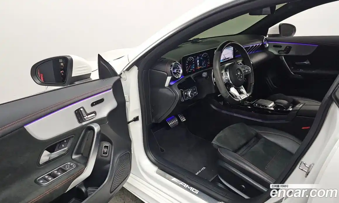 Mercedes-Benz CLA-Class 2020 2.0 Автомат в Москве № 224759, фото 4