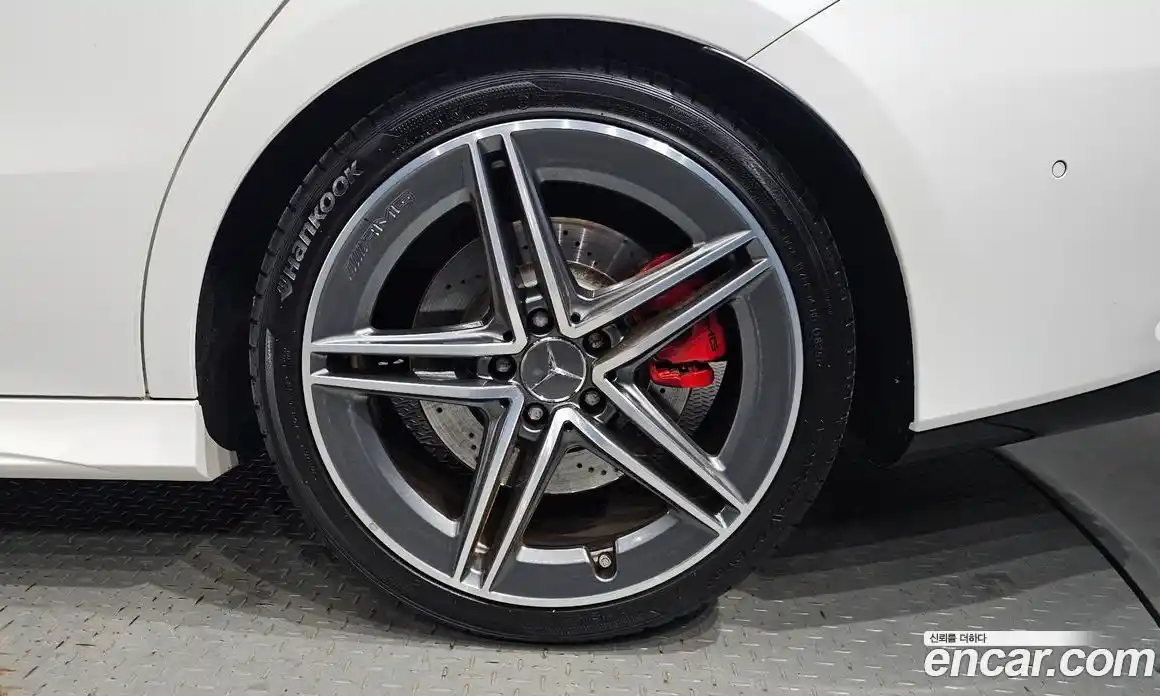 Mercedes-Benz CLA-Class 2020 2.0 Автомат в Москве № 224759, фото 6