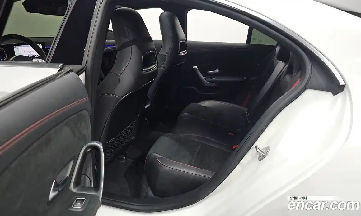 Mercedes-Benz CLA-Class 2020 2.0 Автомат в Москве № 224759, фото 8