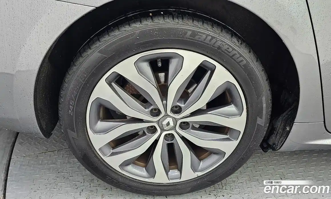 Renault SM6 2016 2.0 Автомат в Москве № 226028, фото 15