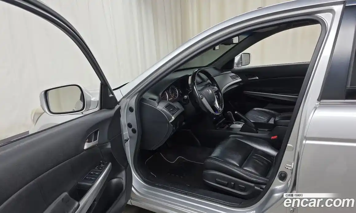 Honda Accord 2011 3.5 Автомат в Москве № 229511, фото 10