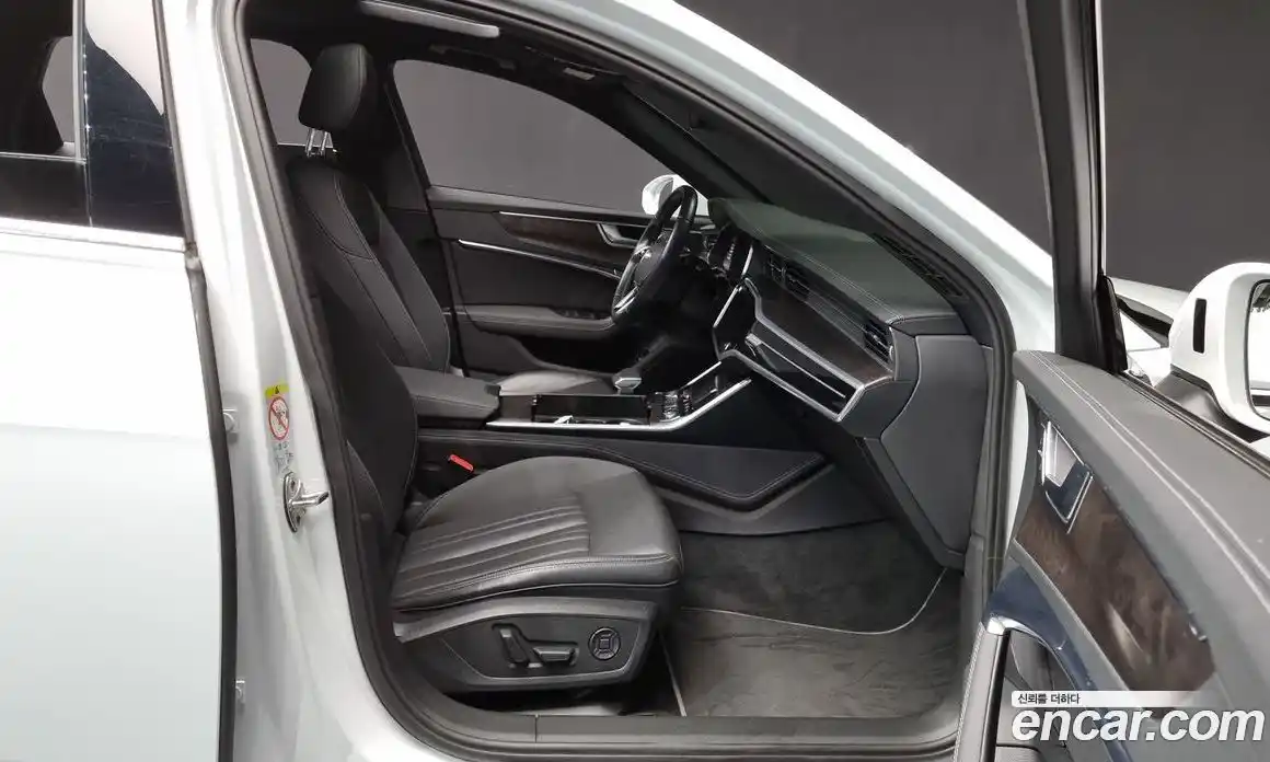 Audi A6 2020 3.0 Автомат в Москве № 230139, фото 16