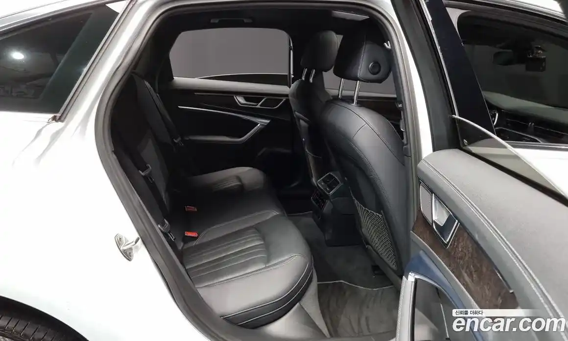 Audi A6 2020 3.0 Автомат в Москве № 230139, фото 18