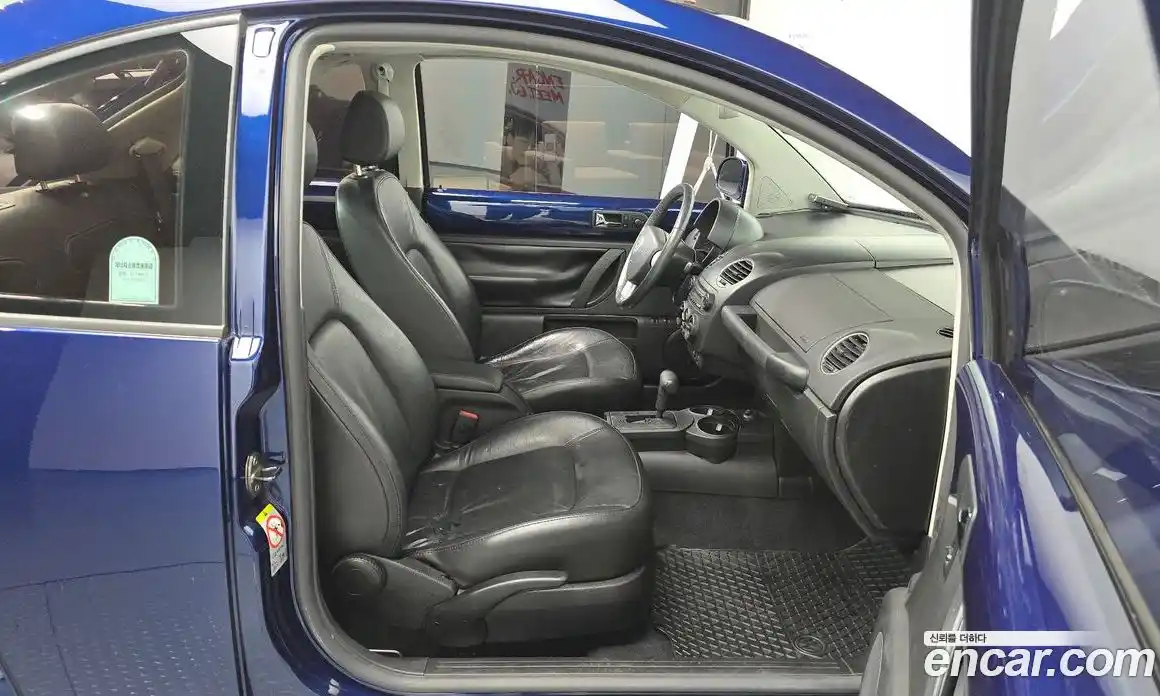 Volkswagen Beatle 2008 2.0 Автомат в Москве № 232162, фото 11