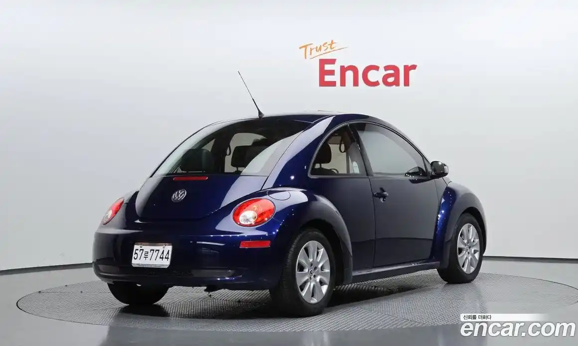 Volkswagen Beatle 2008 2.0 Автомат в Москве № 232162, фото 17