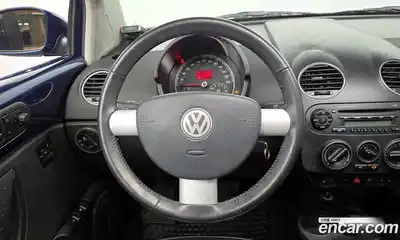 Volkswagen Beatle 2008 2.0 Автомат в Москве № 232162, миниатюра 7