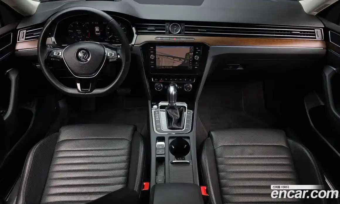 Volkswagen Passat 2018 2.0 Автомат в Москве № 232185, фото 16