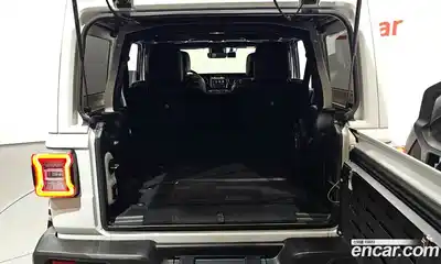 Jeep Wrangler 2023 2.0 Автомат в Москве № 232333, миниатюра 5