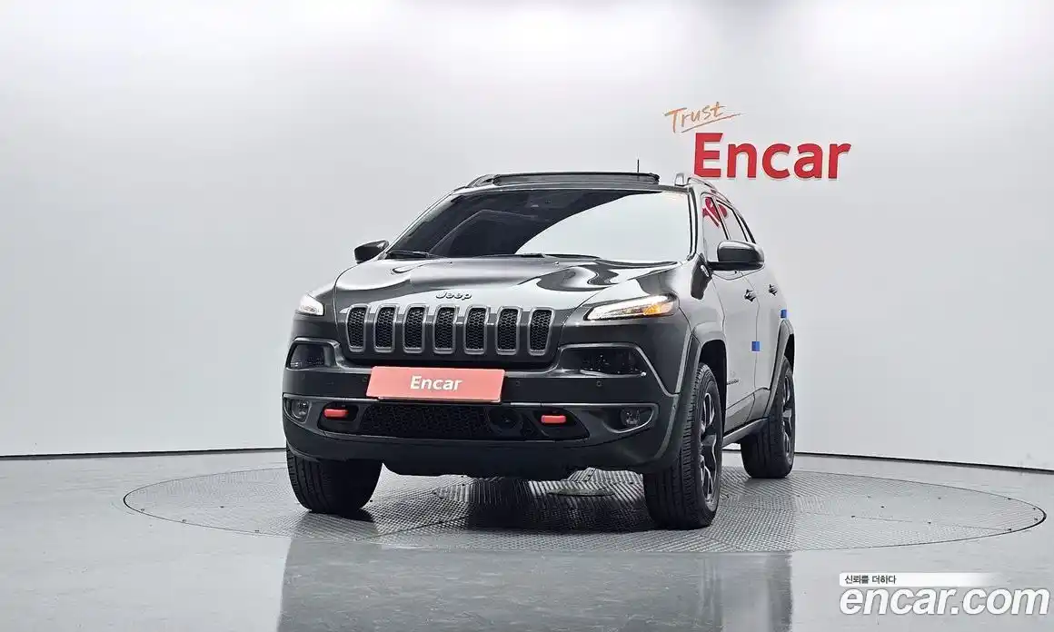 Jeep Cherokee 2017 3.2 Автомат в Москве № 232483, фото 3