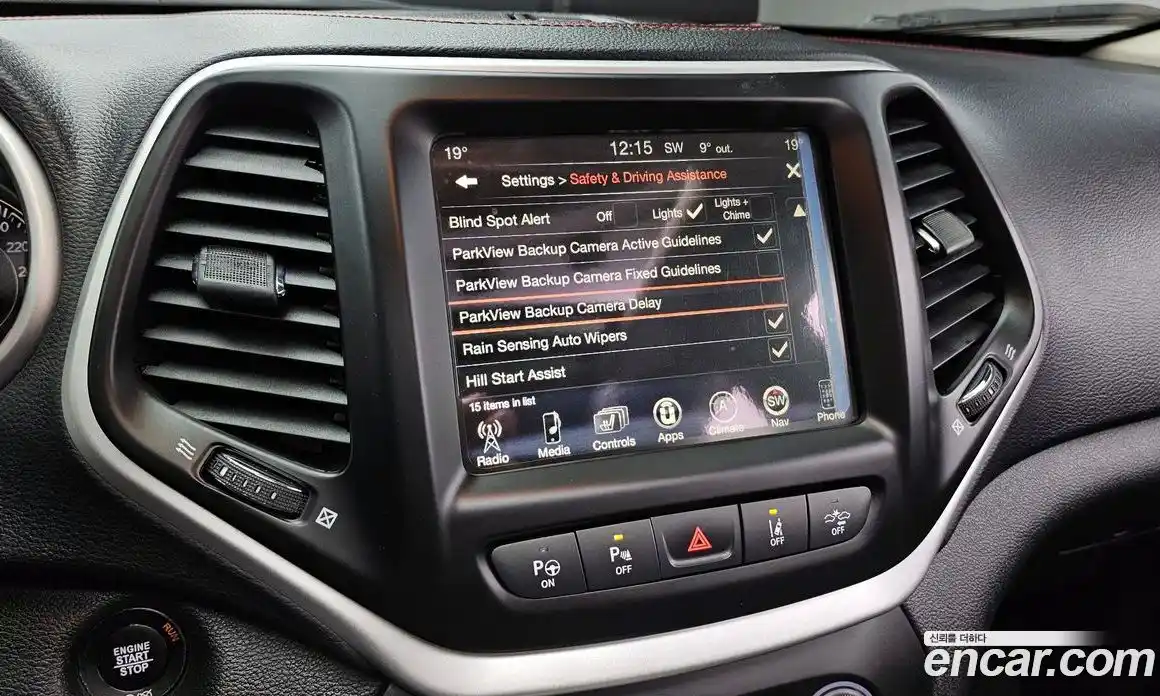 Jeep Cherokee 2017 3.2 Автомат в Москве № 232483, фото 10